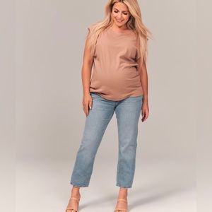 NWT Abercrombie Maternity Ankle Straight Jeans Short
